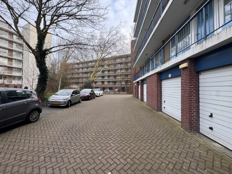 Uitgeeststraat 105, 'S-GRAVENHAGE