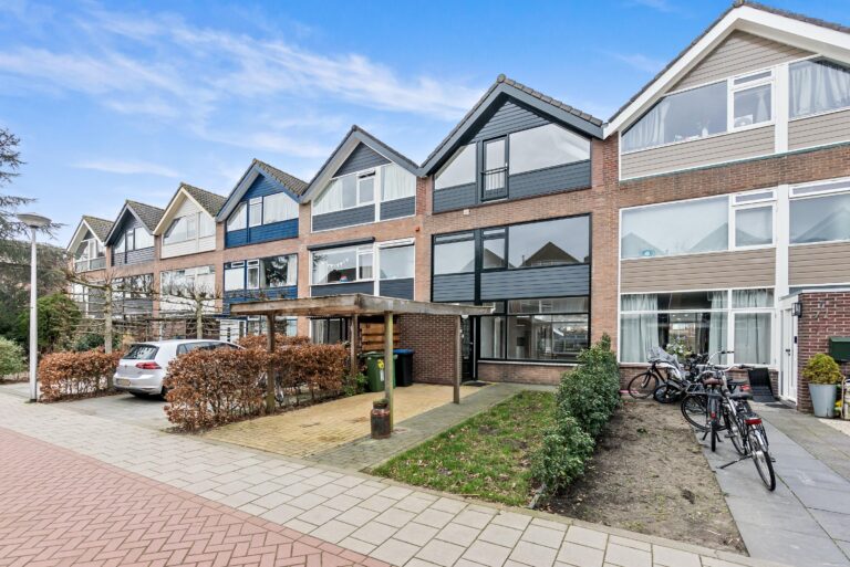 Van Goghstraat 75, REEUWIJK